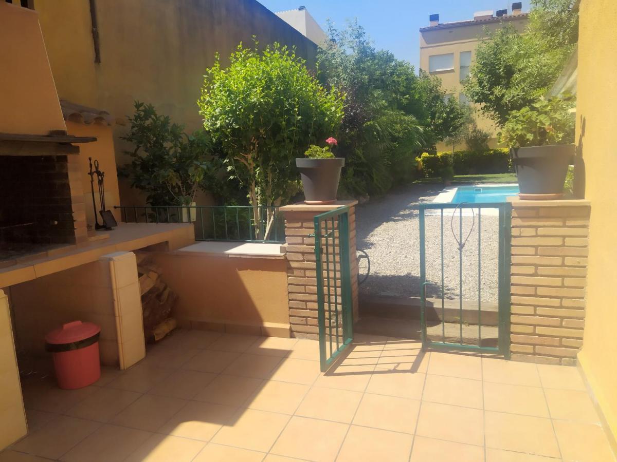 Casa Con Piscina 1872 Fortia-Terraube Rum bild
